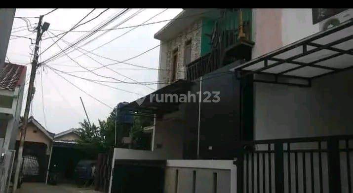 Disewa Rumah Srengseng Sawah Jagakarsa Jakarta Selatan, Bangunan 2 Lantai, Kamar Tidur 3, Kondisi Bangunan Bagus, Harga 50 Jt Pertahun Nego Ade 2