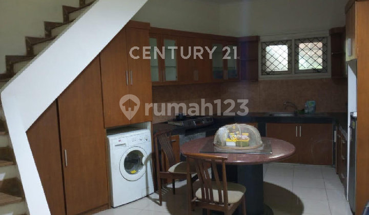 Rumah Setiabudi Regency ,Lingkungan Sejuk ,Rumah Terawat