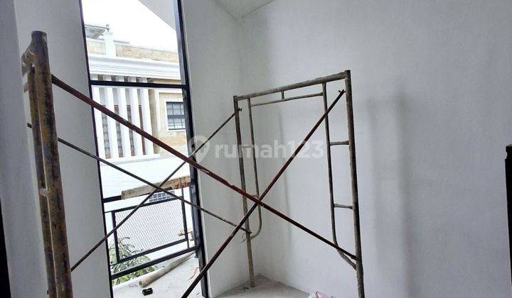 Rumah baru 2 lantai 2