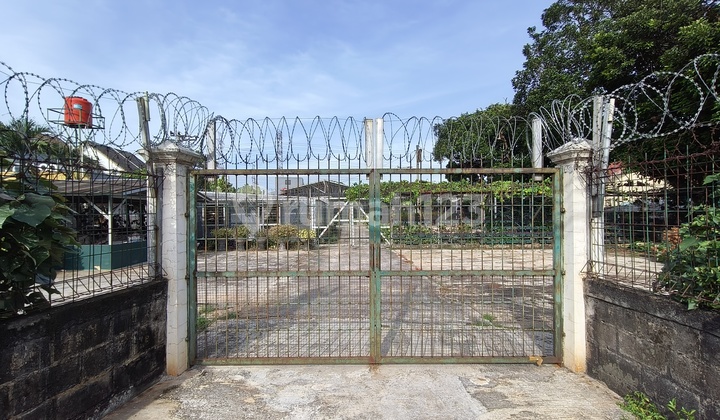 Commercial Land for Restaurant, Supermarket, etc. by Krukut Highway, Limo Depok Commercial Land for Restaurant, Supermarket, etc. by Krukut Highway, Limo Depok