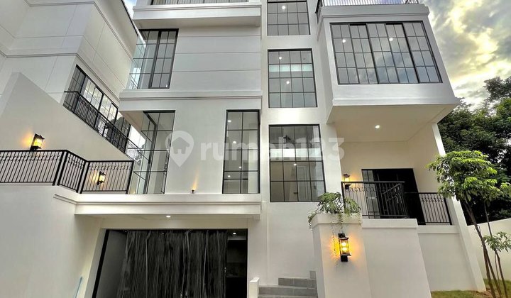 Jual Rumah Priavate Pool Dekat Ragunan dan Cilandak Jaksel