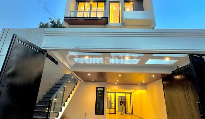 For Sale House Private Pool Roadside In South Jakarta 2