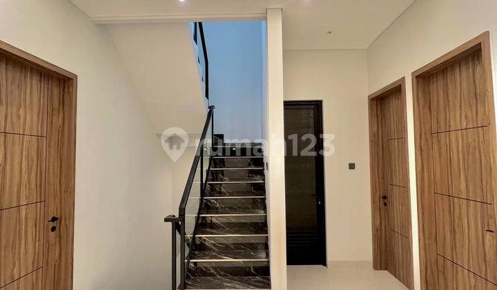 Jual Rumah Dekat Ragunan dan Cilandak Jakarta Selatan