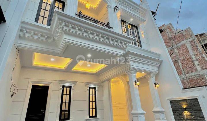 Rumah Dekat Gerbang Toll Andara Jakarta Selatan 2