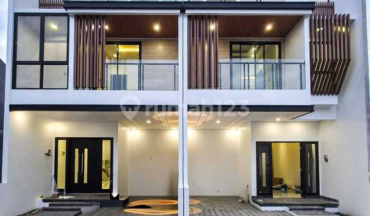 For Sale House Private Pool in Jagakarsa South Jakarta