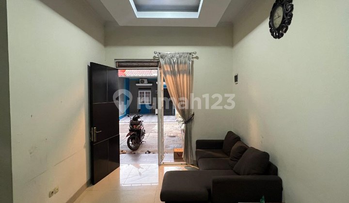 Rumah dikontrakkan  Di Tanah Baru-Beji-Depok 2