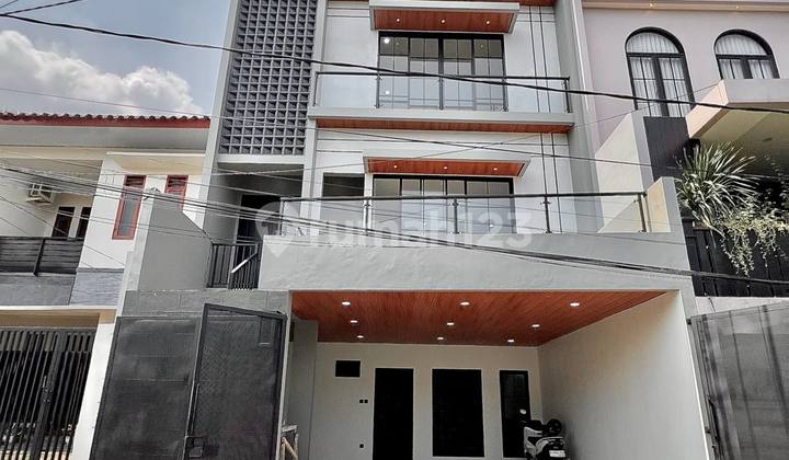 Jual Rumah Private Pool Dekat MRT Fatmawati Jaksel