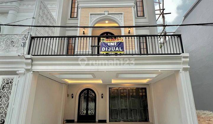 Rumah private pool di Jagakarsa Jakarta Selatan 1