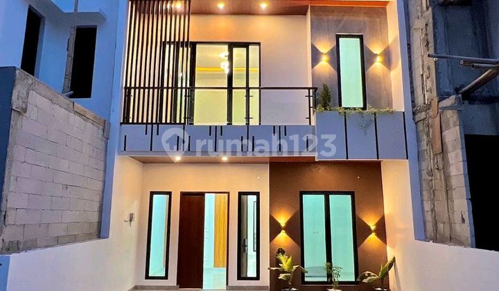 Rumah Murah Siap Huni Cluster Pinggir Jalan di Jaksel