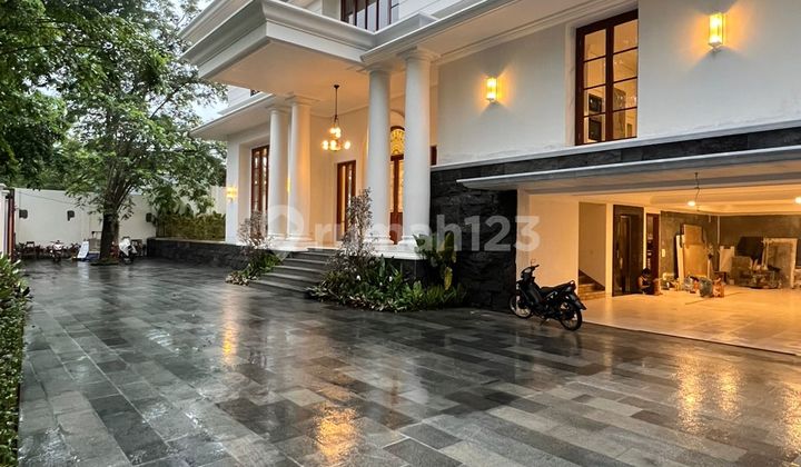 Jual Rumah Mewah di Kemang Jakarta Selatan