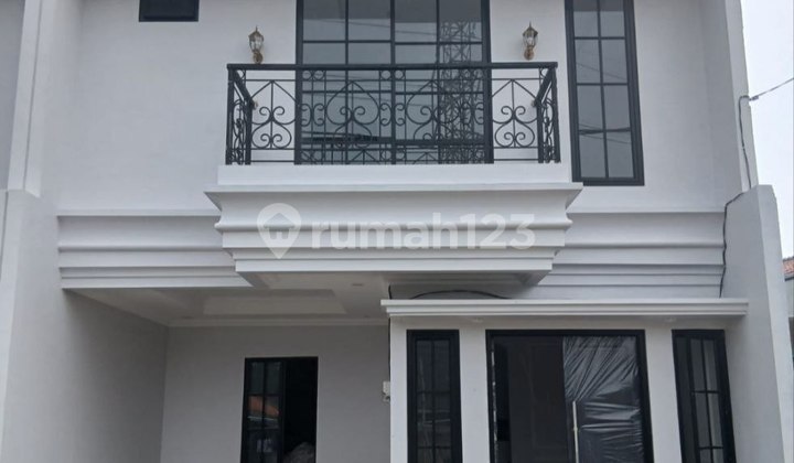Jual Rumah Murah Rooftop di Pejaten Jakarta Selatan