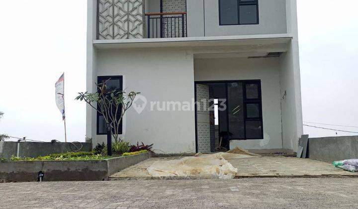 Rumah di Padalarang dkt Cilame Tanimulya Ngamprah Cipageran Cimahi Bandung Barat 2 Lantai SHM Baru Hadap Timur 2