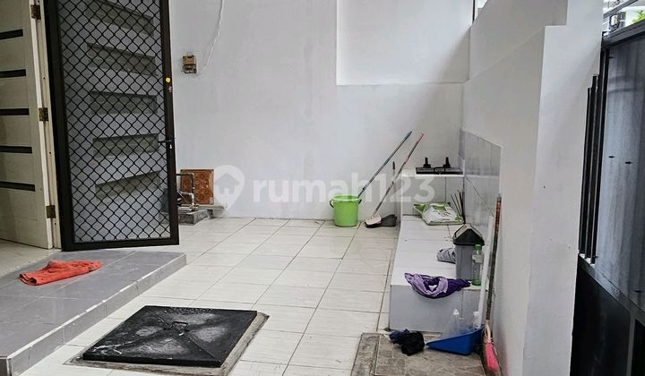 Rumah Siap Huni Lebak Indah Town House 2lt 2