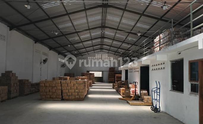 Strategic Warehouse Ready for Use, Dr. Wahidin Street, Kebomas, Gresik Strategic Warehouse Ready for Use, Dr. Wahidin Street, Kebomas, Gresik