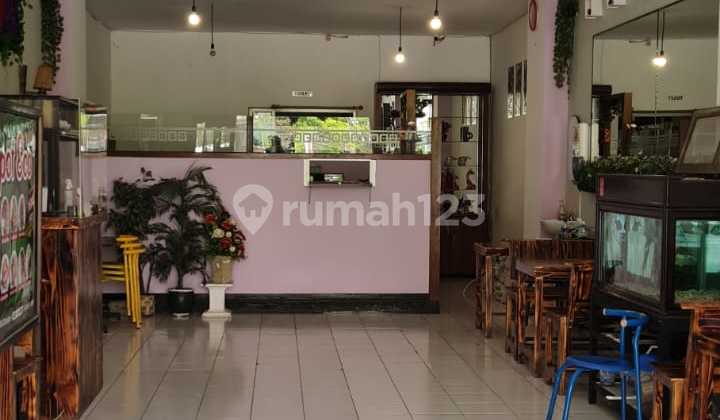 Ready-to-Use Shop House in Sutorejo Prima Utara, 4 Floors 2
