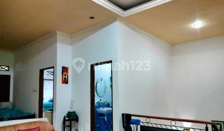 DiJUAL CEPAAT.. Rumah Minimalis Luxury full furnished (2 lantai) siap huni di sayap jln Peta  2