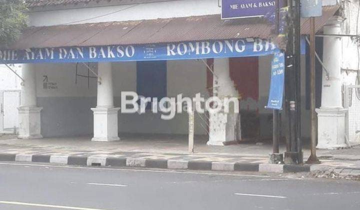 Rumah Usaha Nol Jalan besar Sidoarjo 1