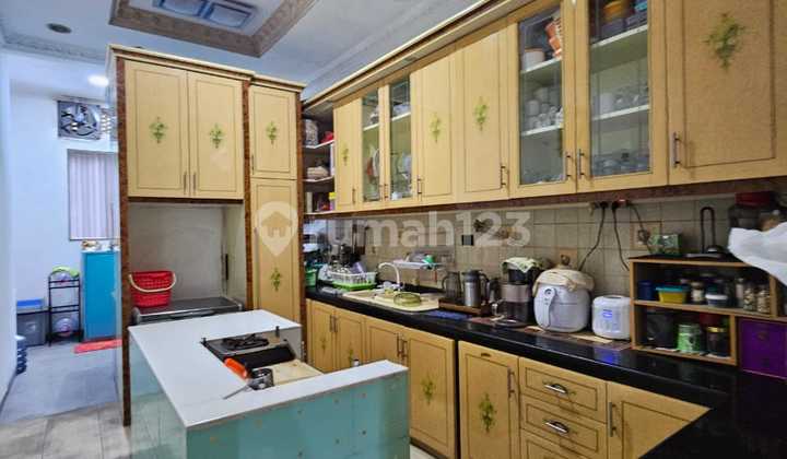 Dijual Rumah PIK Kuda Laut uk 270m2 Boulevard 3lt Full bangunan ada Roof top at Pantai Indah Kapuk Jakut 2