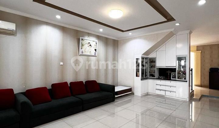 Dijual Rumah PIK Camar Elok Furnished Uk184m² at Jakarta Utara 2