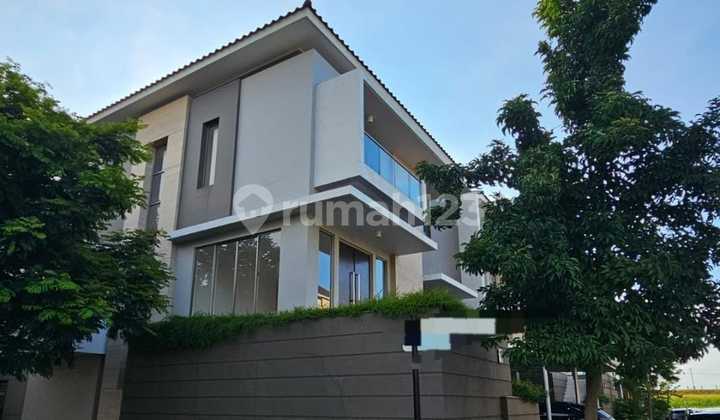 For Sale: PIK Golf Island HOEK House, 355m², near the lake, Elegant Cluster in North Jakarta