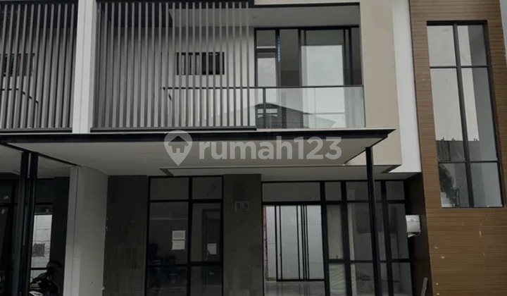 Disewa Rumah PIK 2 Kuningan Village 2Lt  Uk 120m² at Jakarta Utara