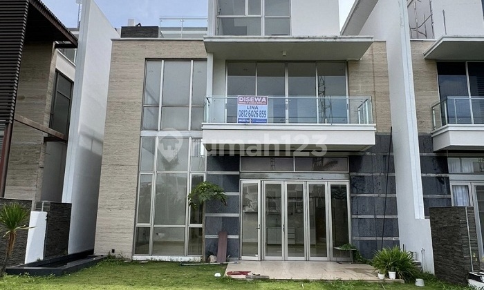 For Sale House Pik Golf Island Mozart View Golf 3 Floors Size 420M² Kitchen Set in North Jakarta For Sale House Pik Golf Island Mozart View Golf 3 Floors Size 420M² Kitchen Set in North Jakarta