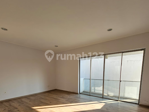 Dijual Rumah PIK Golf Island HOEK Uk 355m² , dekat danau , Cluster Elegant at Jakarta Utara 2