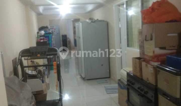 Rumah 6x22 Furnished Bagus SHM Bandengan Jakarta Utara