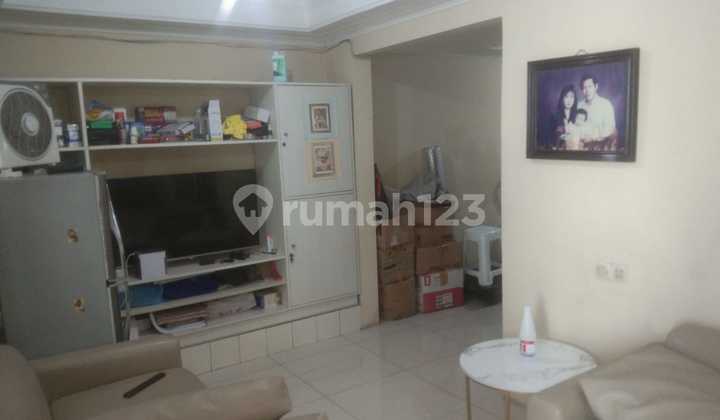 House 6x22 Furnished Good SHM Bandengan North Jakarta 2