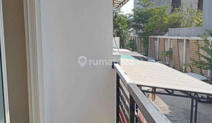 Rumah 3 Lantai Sudah Renovasi Unfurnished Pantai Indah Kapuk 2