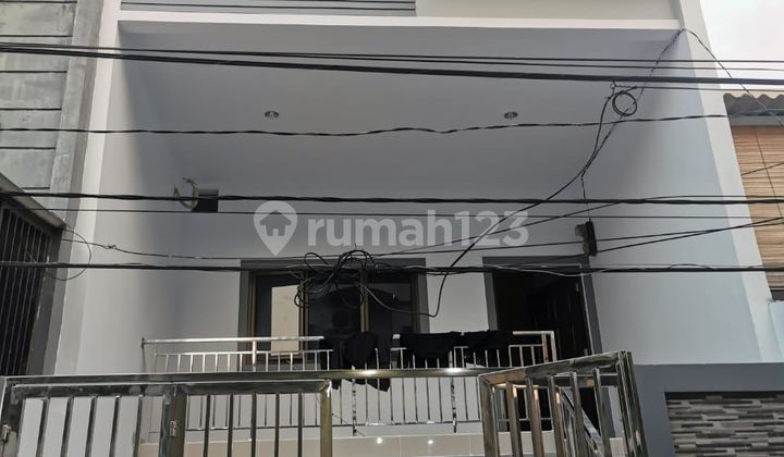 Rumah Unfurnished Bagus SHM Teluk Gong Jakarta Utara