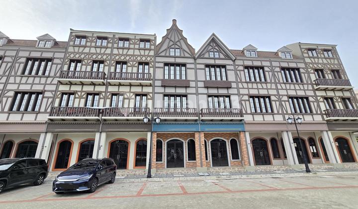 Osaka Shop House - Pik2 "Rare Find - 4 Units in a Row" Osaka Shop House - Pik2 "Rare Find - 4 Units in a Row"