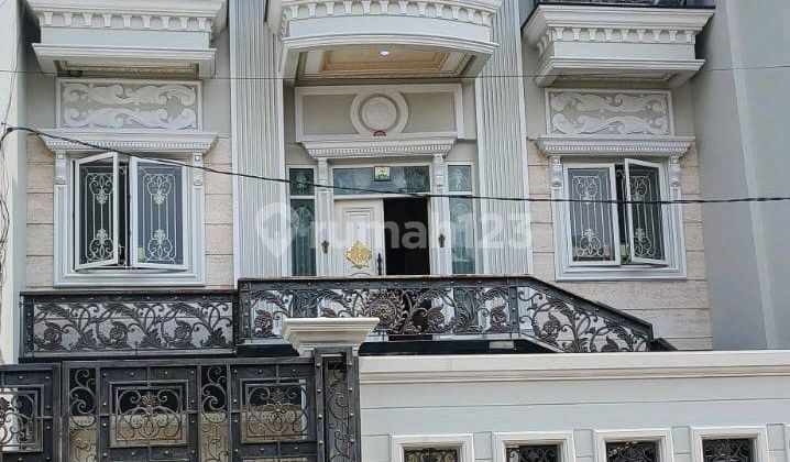 Rumah Mewah " Classic Style Mediteranian"