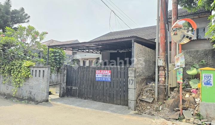 Rumah Joglo Raya " Hanya 5 Menit Akses TOL Joglo - Jakarta Barat