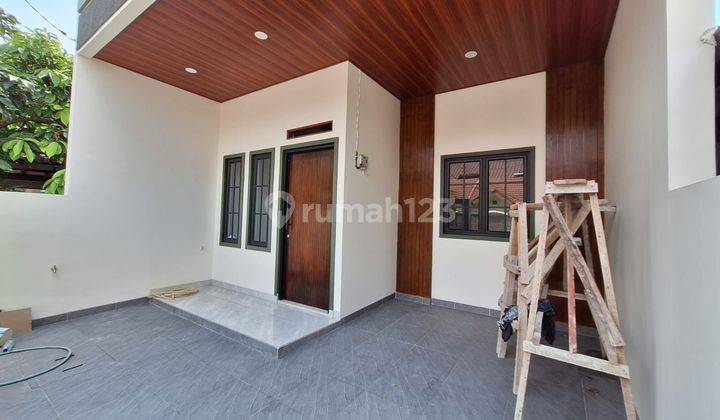 Rumah 2 Lantai 4 Kamar di Perumahan Duta Bumi Harapan Indah Bekasi 2