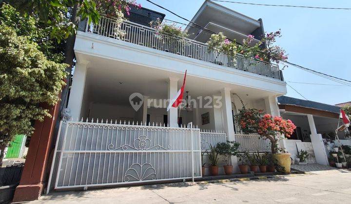 Rumah 2 Lantai Furnished Hoek Rapi Siap Huni Di Komplek Irigasi Bekasi Jaya Bekasi Timur 1