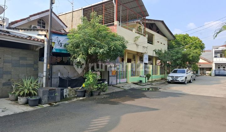 Rumah 4 KT Bebas Banjir di Perumahan Taman Harapan Baru Bekasi