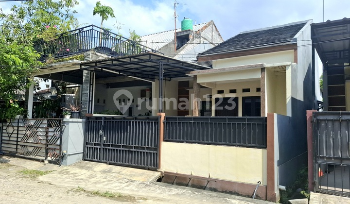 3-Bedroom House, Neat, Ready to Occupy in Harapan Indah, Bekasi 2