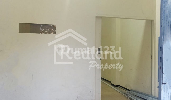 Ruko Strategis di Supriyadi , Semarang Nc 4140s 4