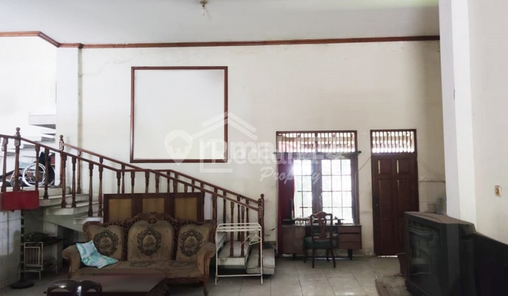 Rumah di Daerah Abdulrahman Saleh , Semarang Lz Tt 4287 9