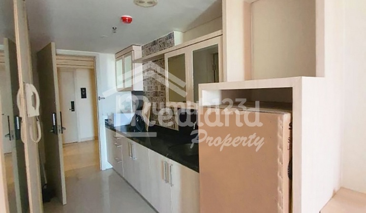 Apartemen Warhol Lt 18 , Semarang Tt Lz 4854  12