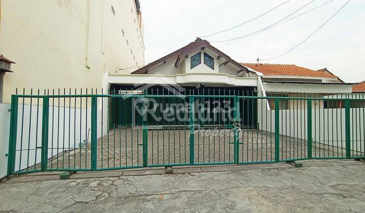 Rumah di Supriyadi, Semarang Si Tt 5181  1