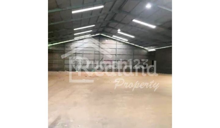 Warehouse on Jl Raya Batang Weleri (Tt Si 8134) Warehouse on Jl Raya Batang Weleri (Tt Si 8134)