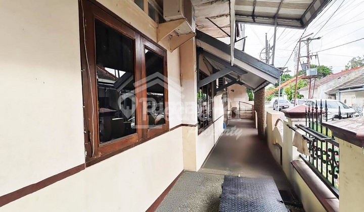 Rumah di daerah Tanah Mas , Semarang ( Ve 7324 ) 2