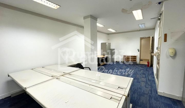 Business Space on Jl A Yani, Semarang (Vn Tt 8470) 2