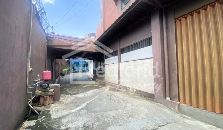 Ruang Usaha di Jl Mt Haryono , Semarang ( Tt 8674 ) 2