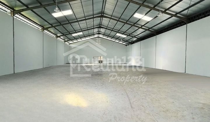 Gudang bagus, ada loading dock di KIC Gatot Subroto, Semarang Vn Tt 7436 2