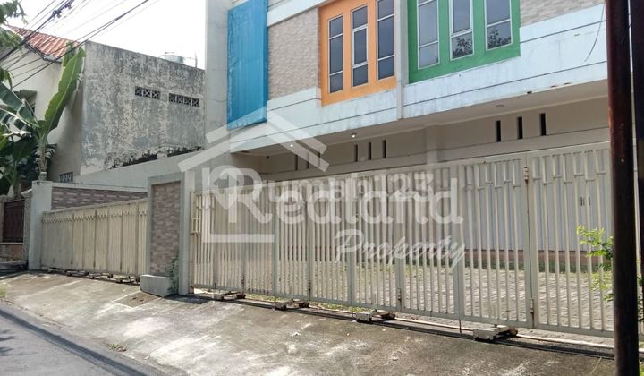 Shop House on Kyai Saleh Street, Semarang (Tt 8719) 2