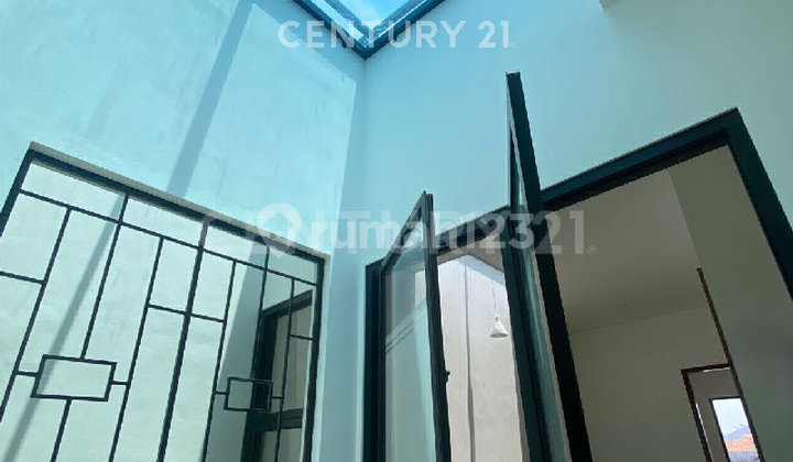 Two-Story House Brand New Ready to Occupy in Rawamangun 2