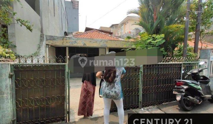 Rumah Tua Hitung Tanah Daerah Utan Kayu Jakarta Timur 1